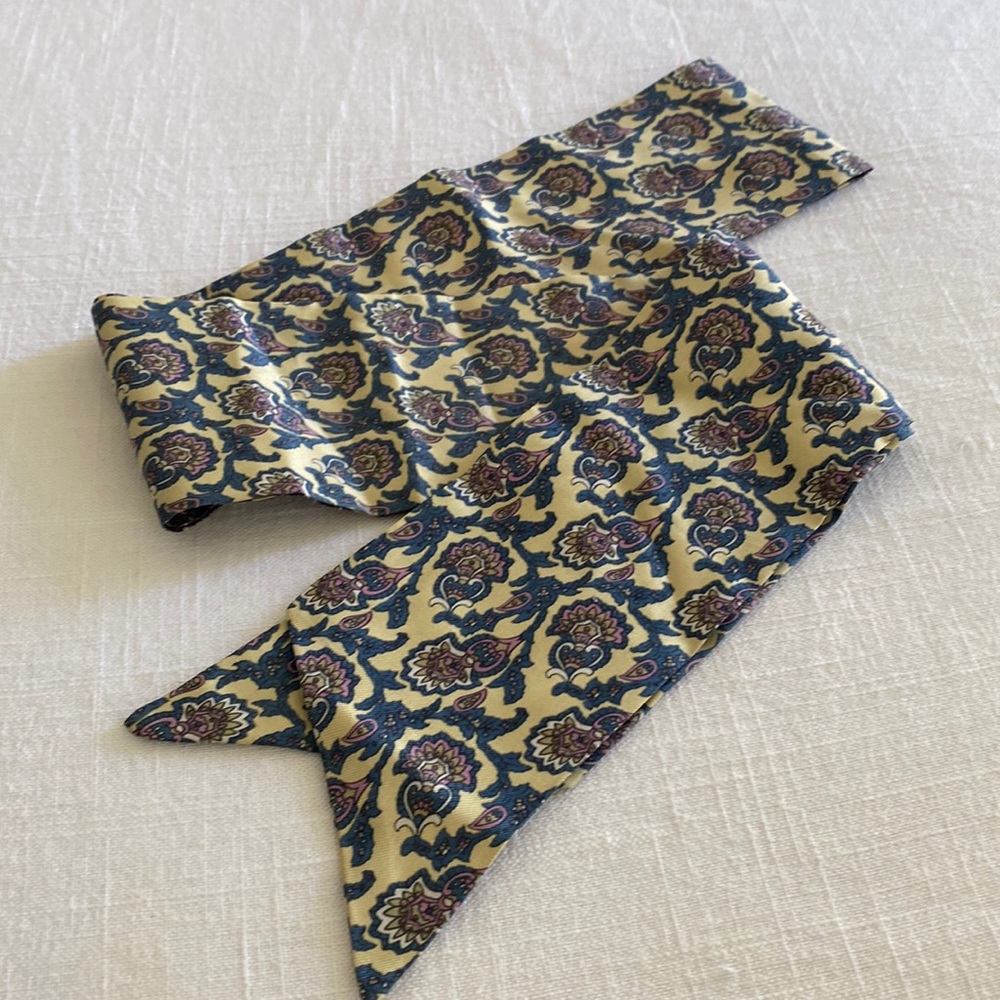 Vintage Ginnie Johansen Inc Silk Scarf